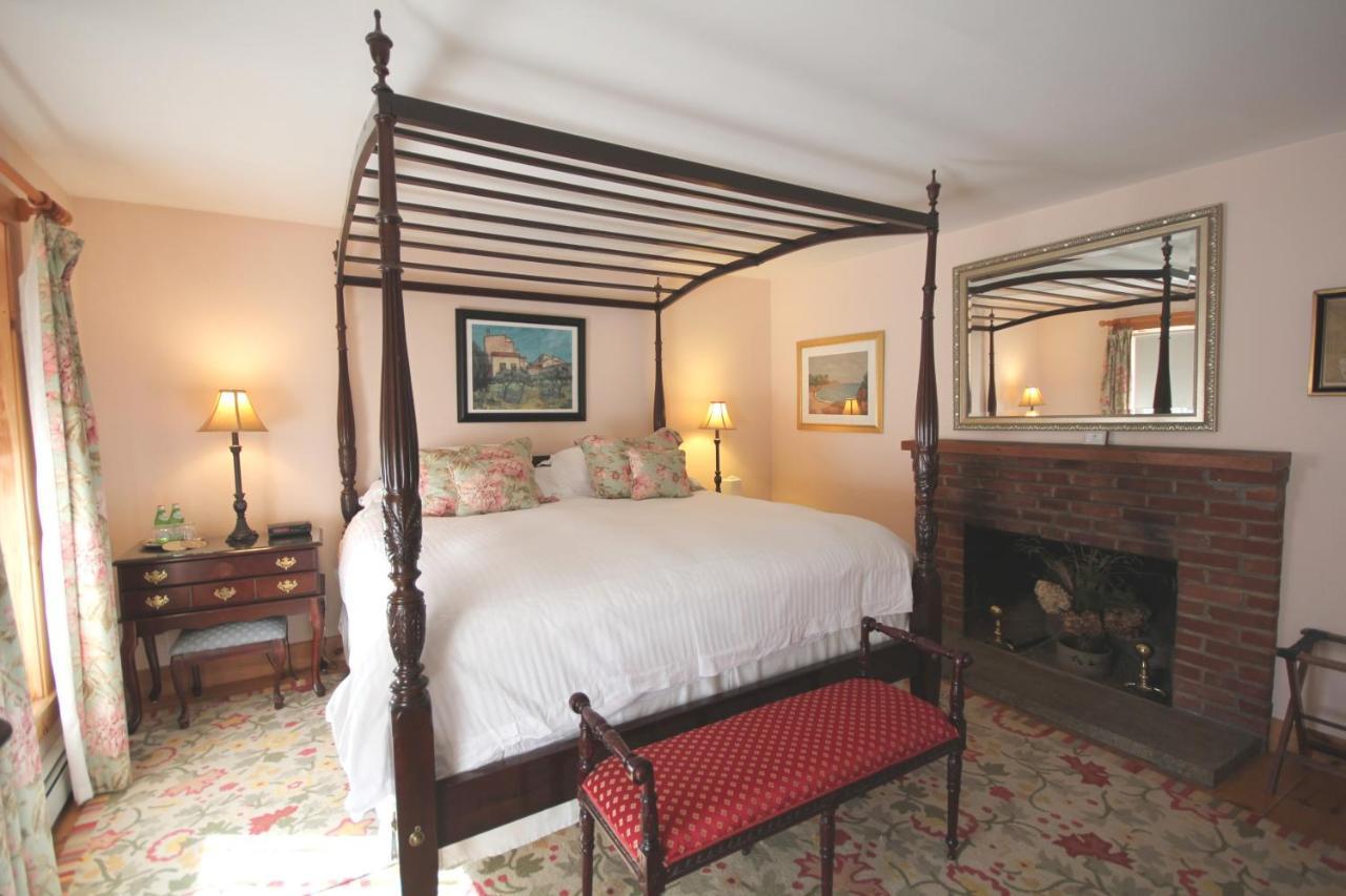 Highland Lake Inn Andover エクステリア 写真