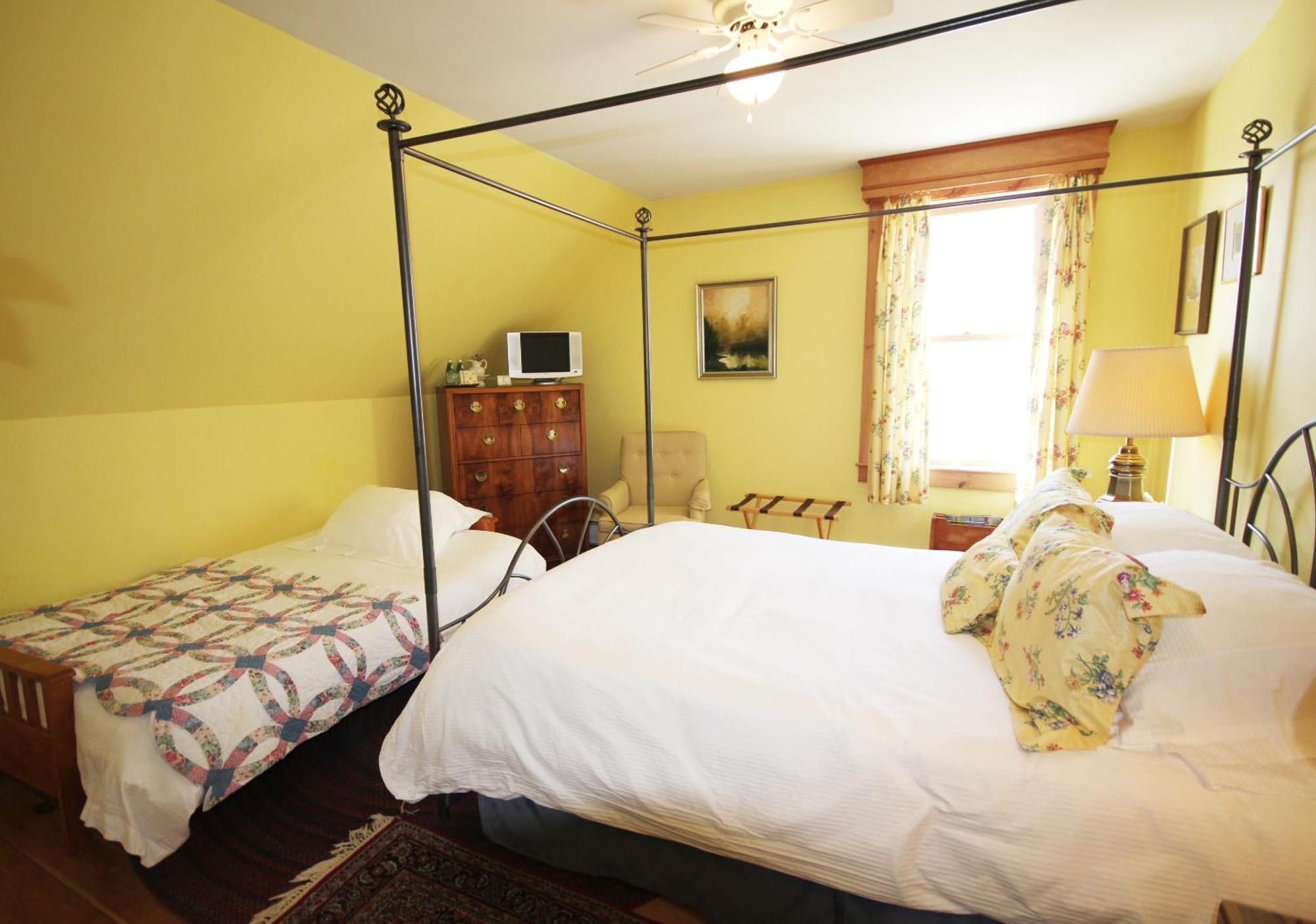 Highland Lake Inn Andover 部屋 写真