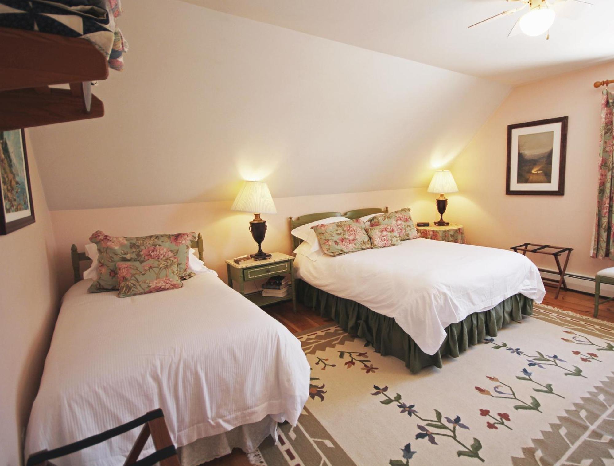 Highland Lake Inn Andover 部屋 写真