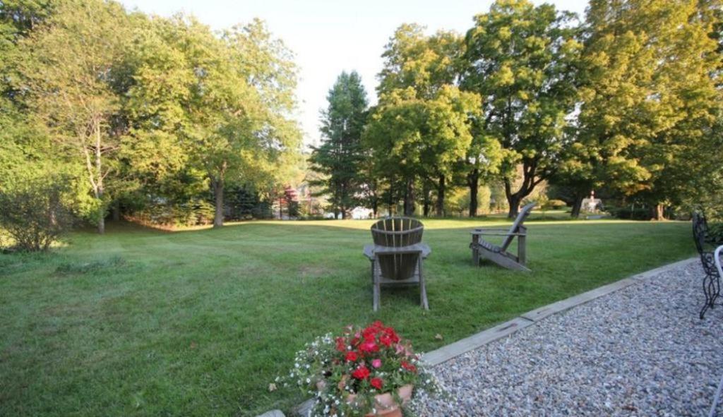 Highland Lake Inn Andover エクステリア 写真